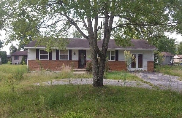 1st image of 945 Valley Vista Dr