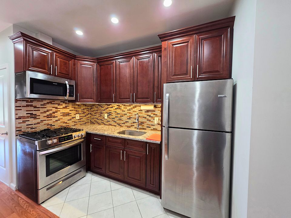 1st image of 344 Knickerbocker Ave #L
