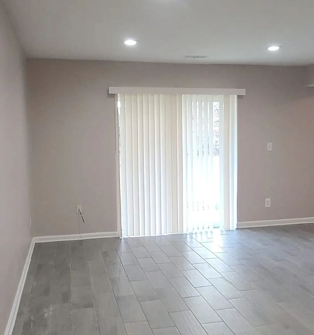 6703 Kincheloe Ave — Photo 3