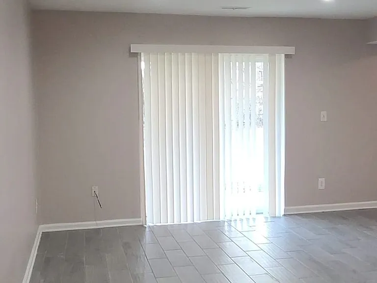 6703 Kincheloe Ave — Photo 3