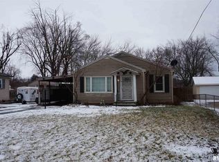 572 Dempsey St, Creve Coeur, IL 61610