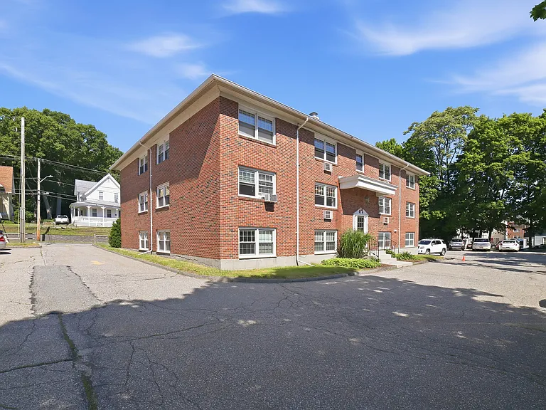 47 Alvarado Ave #1A — Photo 19
