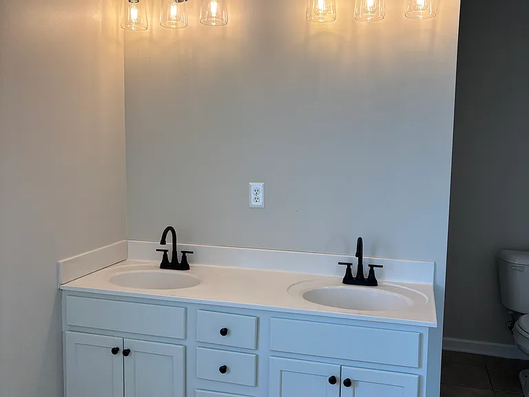 407 Triton Ln — Photo 13