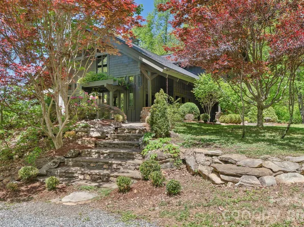 144 Pegg Rd, Barnardsville, NC 28709