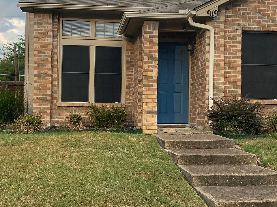 1st image of 919 Binbrook Dr
