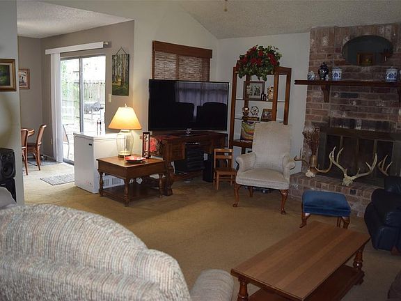 3rd image of 7222 Camino Verde Dr