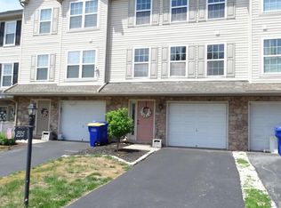 235 Fisher Dr, York, PA 17404