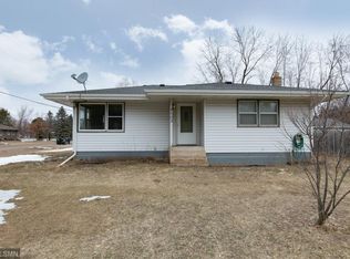 8503 Fawn Lake Dr NE, Stacy, MN 55079