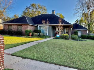 914 W Shore Dr, Alexandria, LA 71303