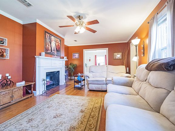 5th image of 1308 Richland Pl
