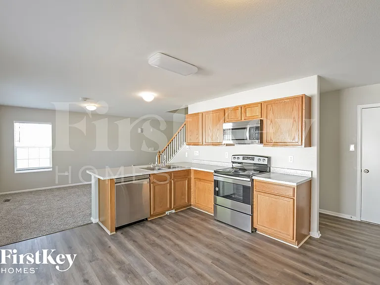 5592 Jebel Ct — Photo 9