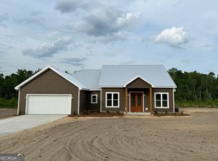 1159 Paris Ave, Swainsboro, GA 30401