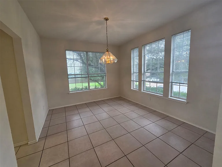 3208 Santee Dr — Photo 9