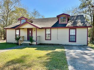 5824 Bay Ave, Moss Point, MS 39563