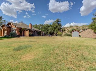 28 W Lakeshore Dr, Ransom Canyon, TX 79366