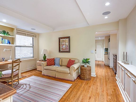 5th image of 163 E 81st St #2A