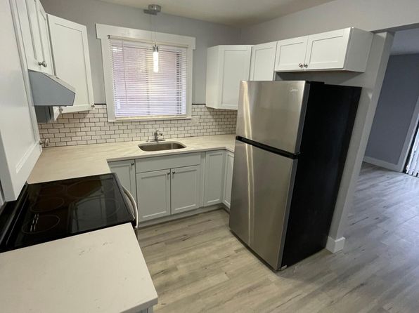 11851 S Karlov Ave APT 1C