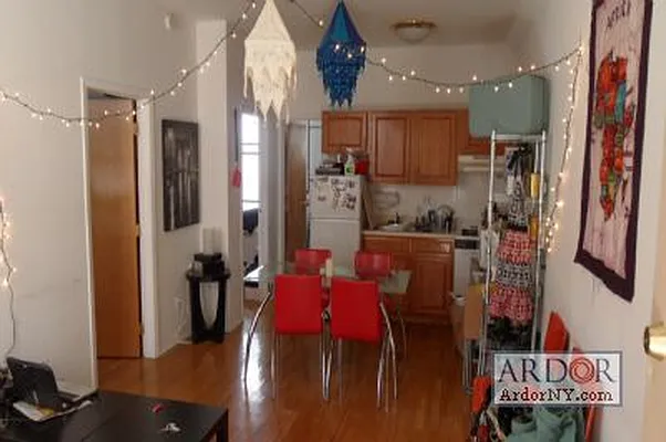 Rented by ArdorNY | media 18