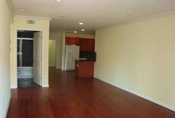 4th image of 332 S Virgil Ave APT 401
