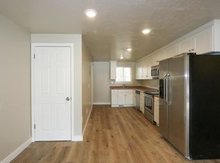 2397 E 3000 S, Salt Lake City, UT 84109
