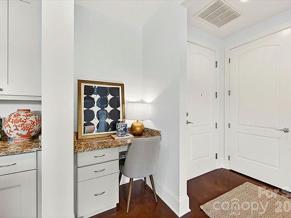 5th image of 2338 Yadkin Ave #502