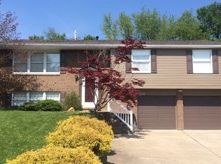 1230 Woodcock Ct, Bethel Park, PA 15102