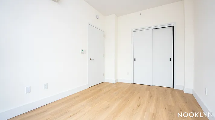 Rented by Nooklyn NYC LLC | media 112
