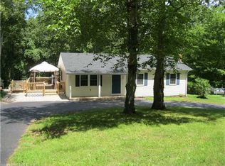 30 Terp Rd, East Hampton, CT 06424