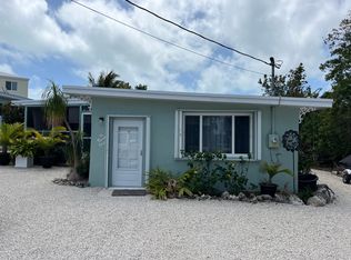 8 Lake Shore Dr, Key Largo, FL 33037