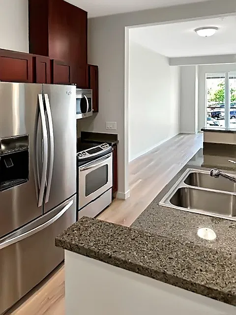 1 bed, 772 sqft, $2,000 — Photo 2