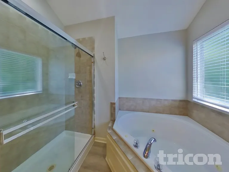 725 N Alder St — Photo 8