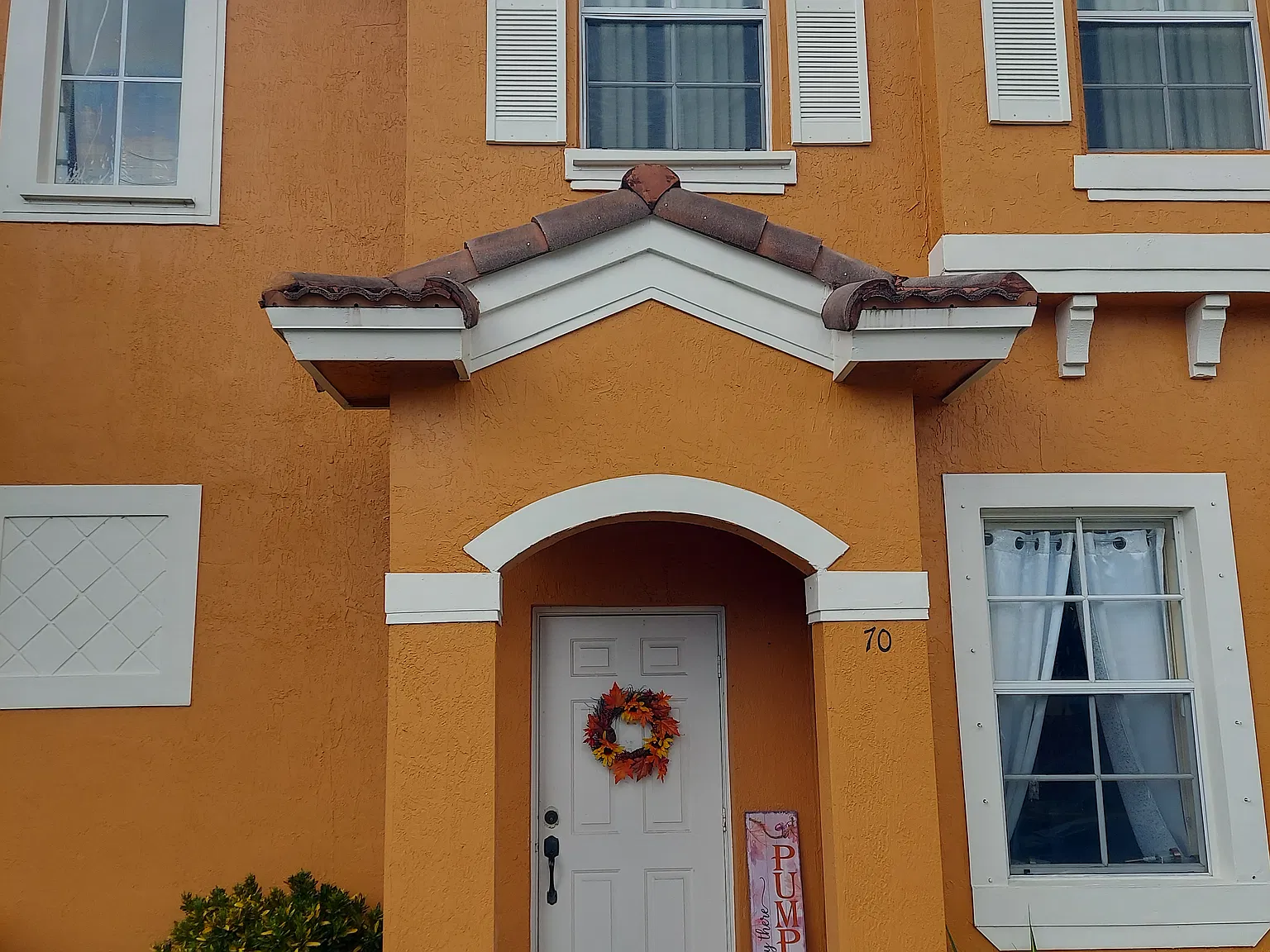 3 bed, 1378 sqft, $2,650 — Photo 1