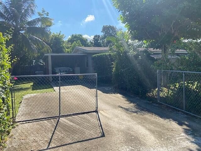 1st image of 2088 W Carrol Circle