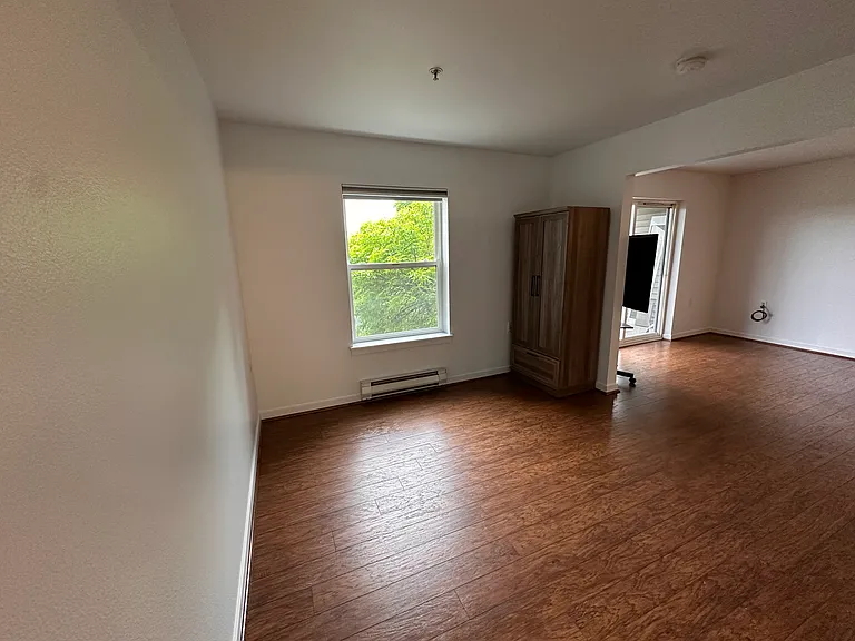 303 23rd Ave S #412 — Photo 32