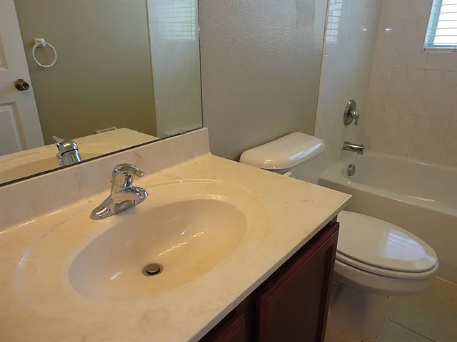 1238 Rain Lily Rd — Photo 17