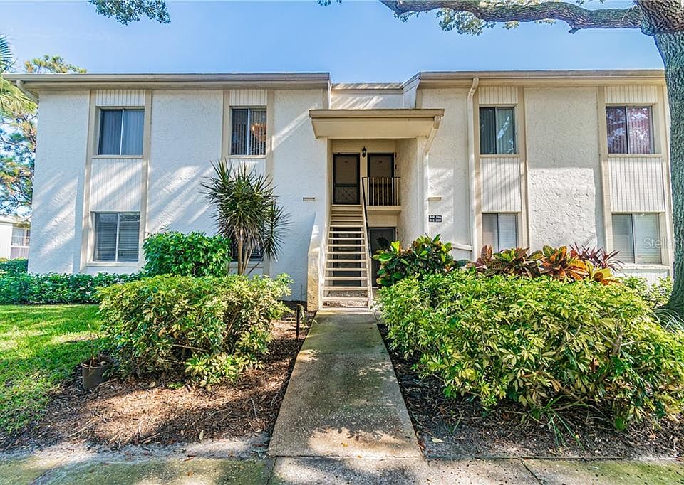 1st image of 202 Cypress Ct