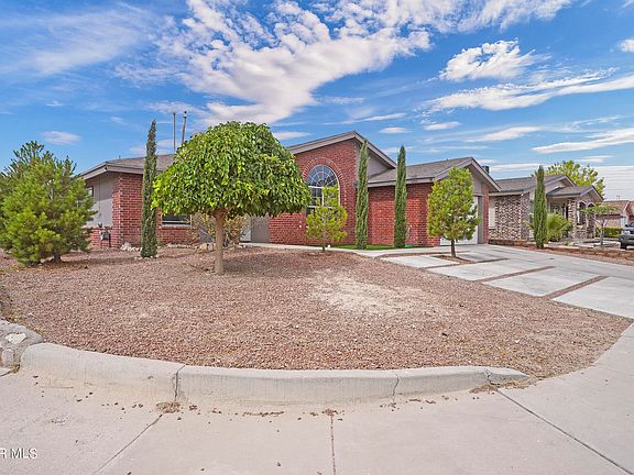 3rd image of 14576 Desierto Lindo Ave