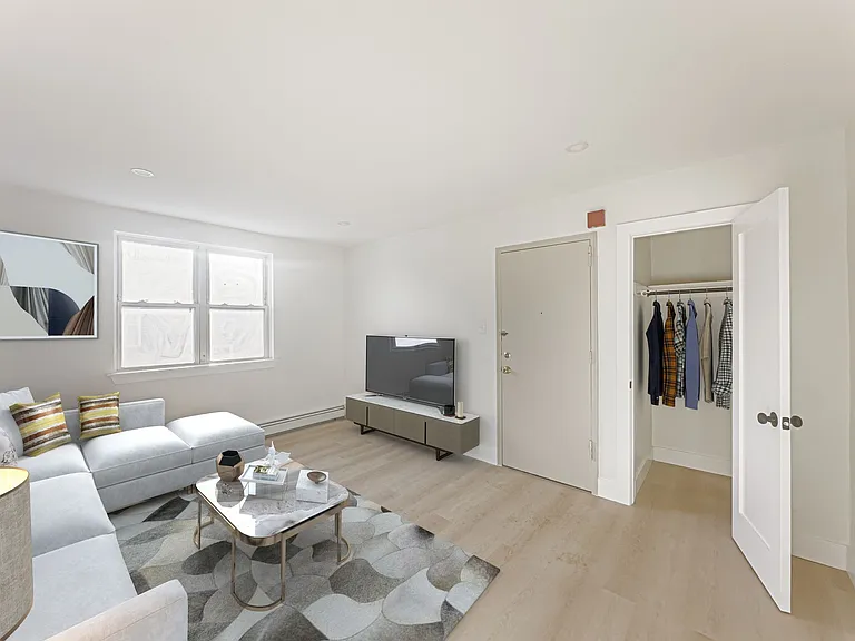 Fairfield Apartments — Photo 2