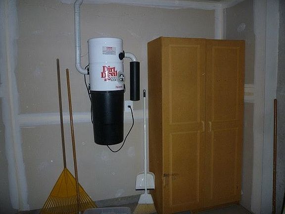 Central vac in garage