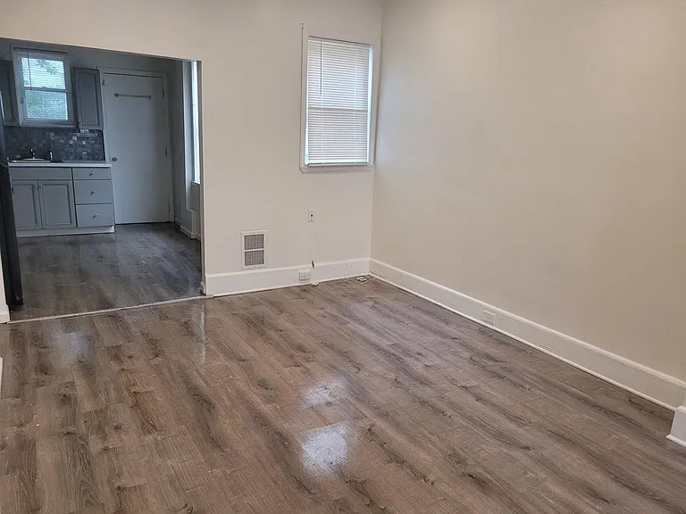 2334 N Gratz St — Photo 20
