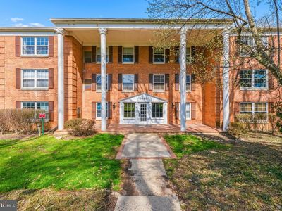 7640 Provincial Dr APT 213, Mc Lean, VA, 22102