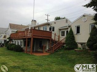 1507 Oakland St, Saint Clair, MI