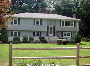 6 Westview Ter, Unionville, CT 06085