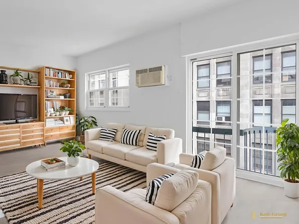 88 Fulton Street image 1 of 4