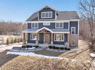 1734 Limestone Trl, De Pere, WI 54115