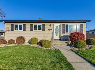 1881 17th Ave, Kenosha, WI 53140