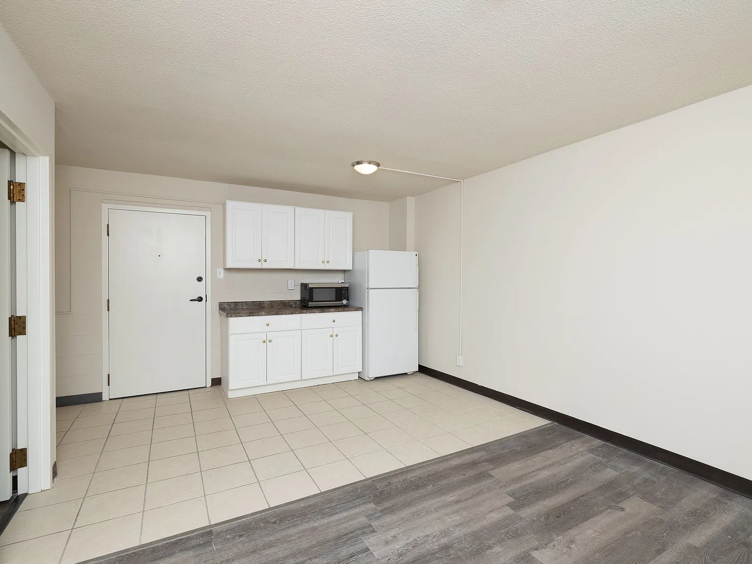 2nd Street Villas — Photo 2