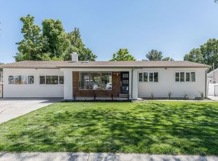 1708 E Fieldcrest Ln, Holladay, UT 84117