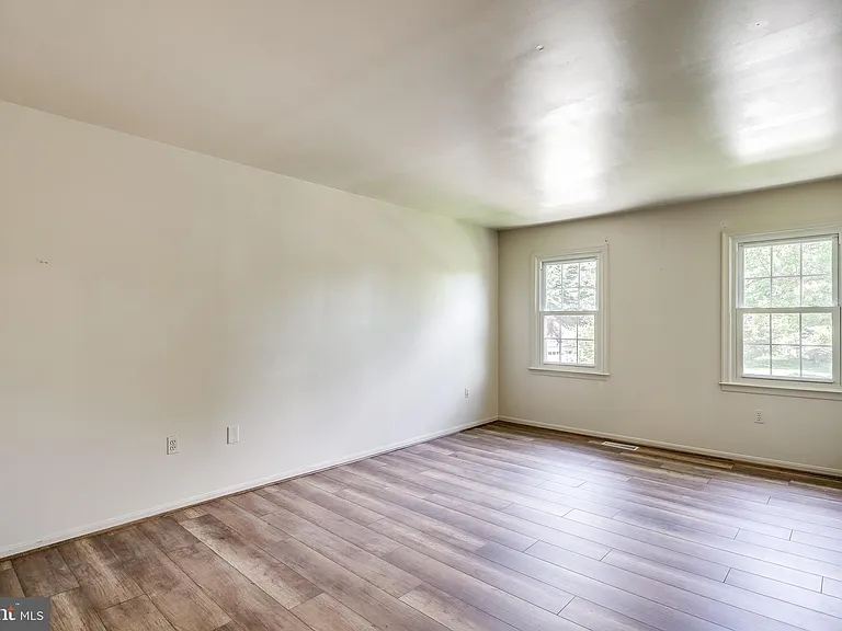 6 Rippling Brook Ct — Photo 17