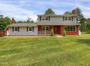 277 Jobs Run Rd, Jersey Shore, PA 17740